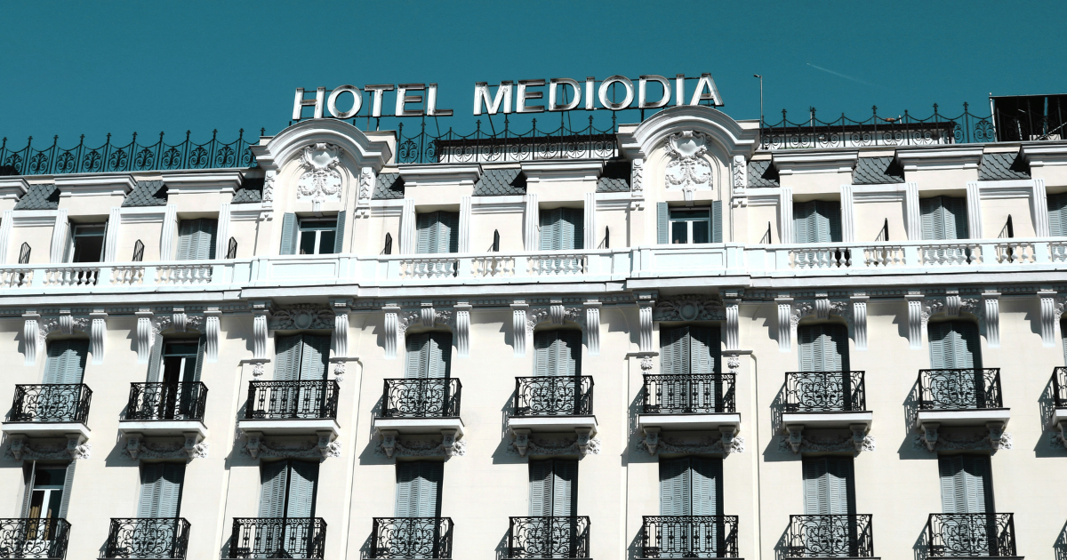 How To Save On Hotels Without Compromising The Quality